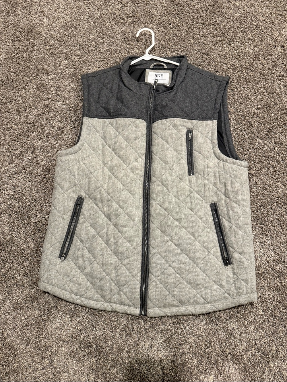 BKE Men's Quilted Light Gray Vest with Dark Gray Yoke